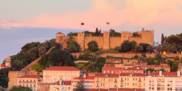 Castle Sao Jorge in Lisbon (Shutterstock.com)